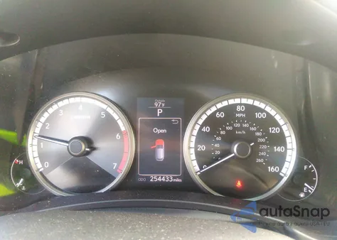 2017 Lexus Nx 200T F Sport z USA, uszkodzony, nr VIN JTJBARBZ8H2111463